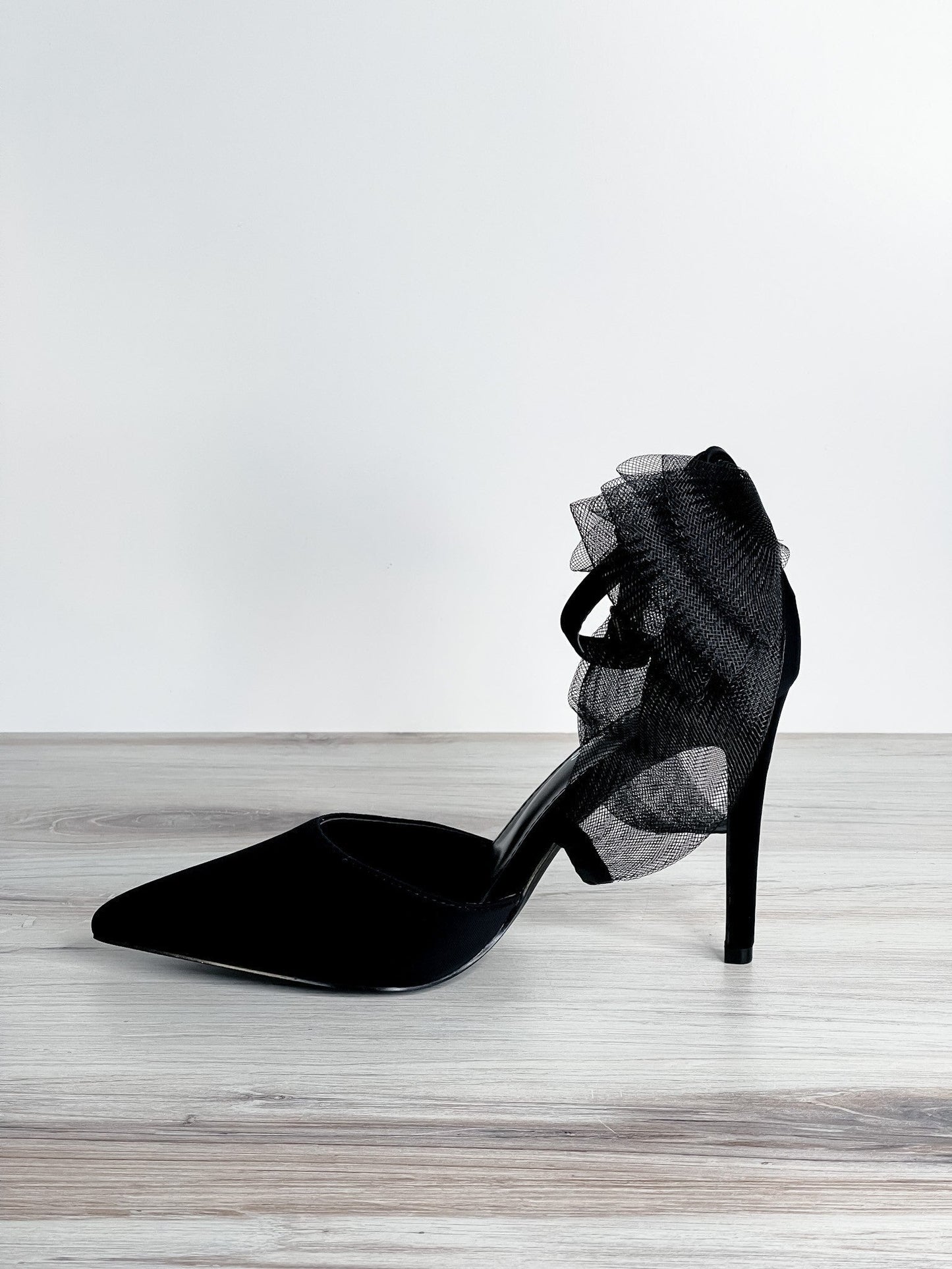 Closed Toe Black High Heel *Final Sale* - Whiskey Skies