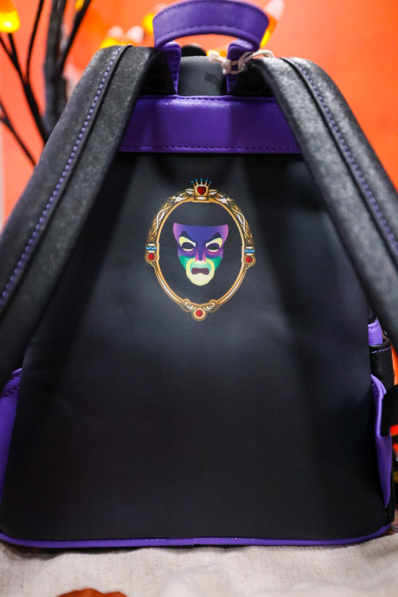 Disney Villains Evil Queen Magic Mirror Lenticular Crossbody Bag in 2023