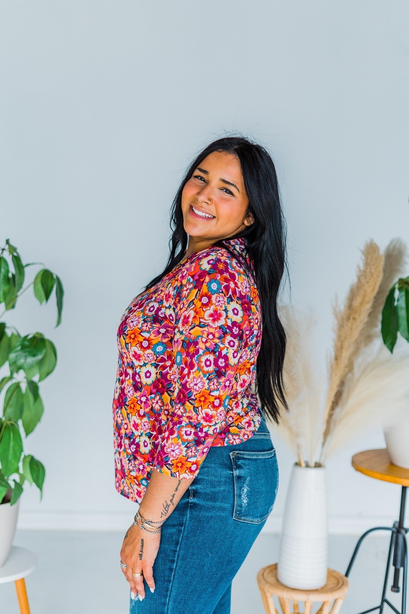 Floral V-Neck 3/4 Sleeve Top - Whiskey Skies