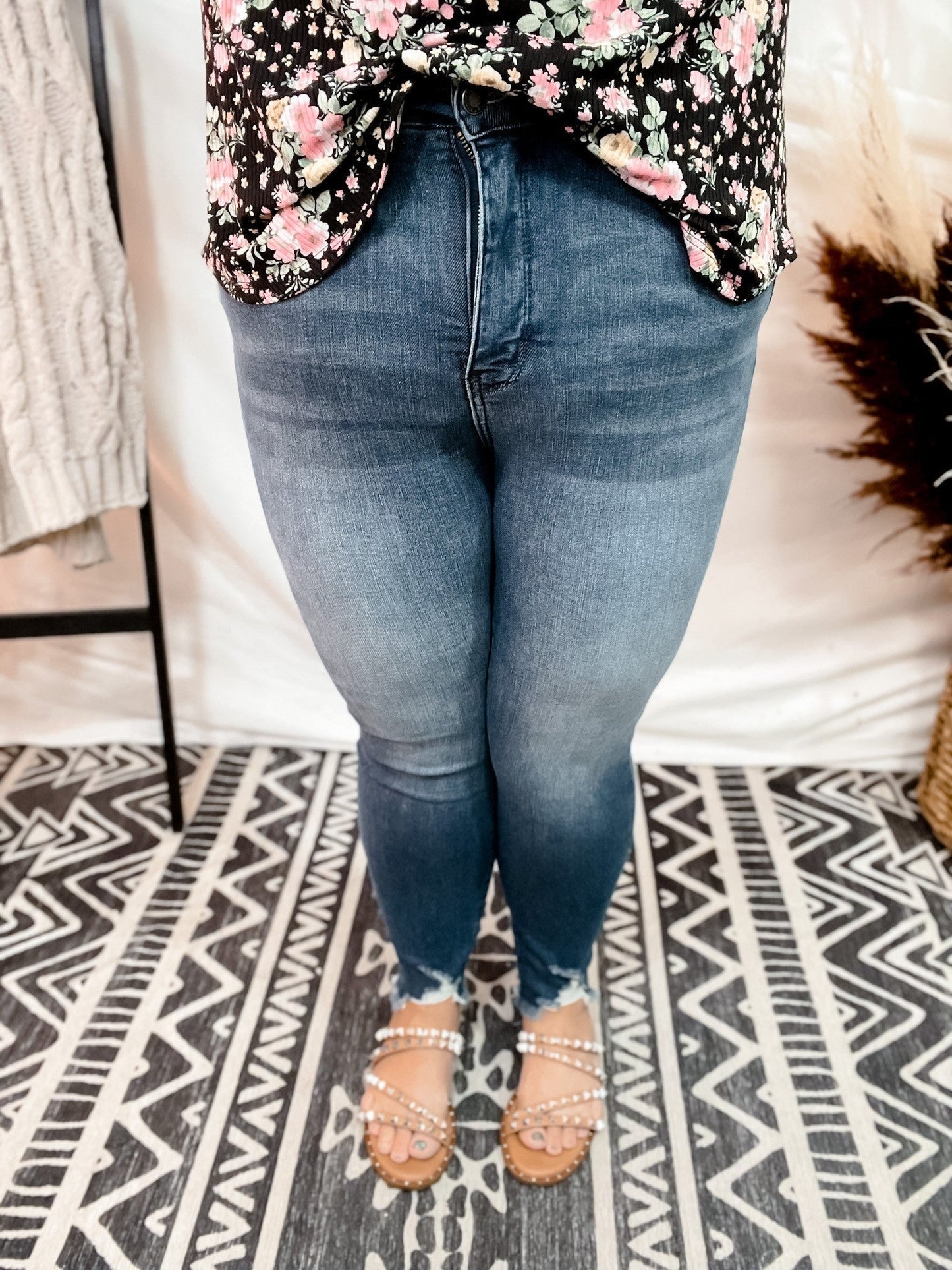 Judy Blue High-Rise Tummy Control Skinny - Whiskey Skies