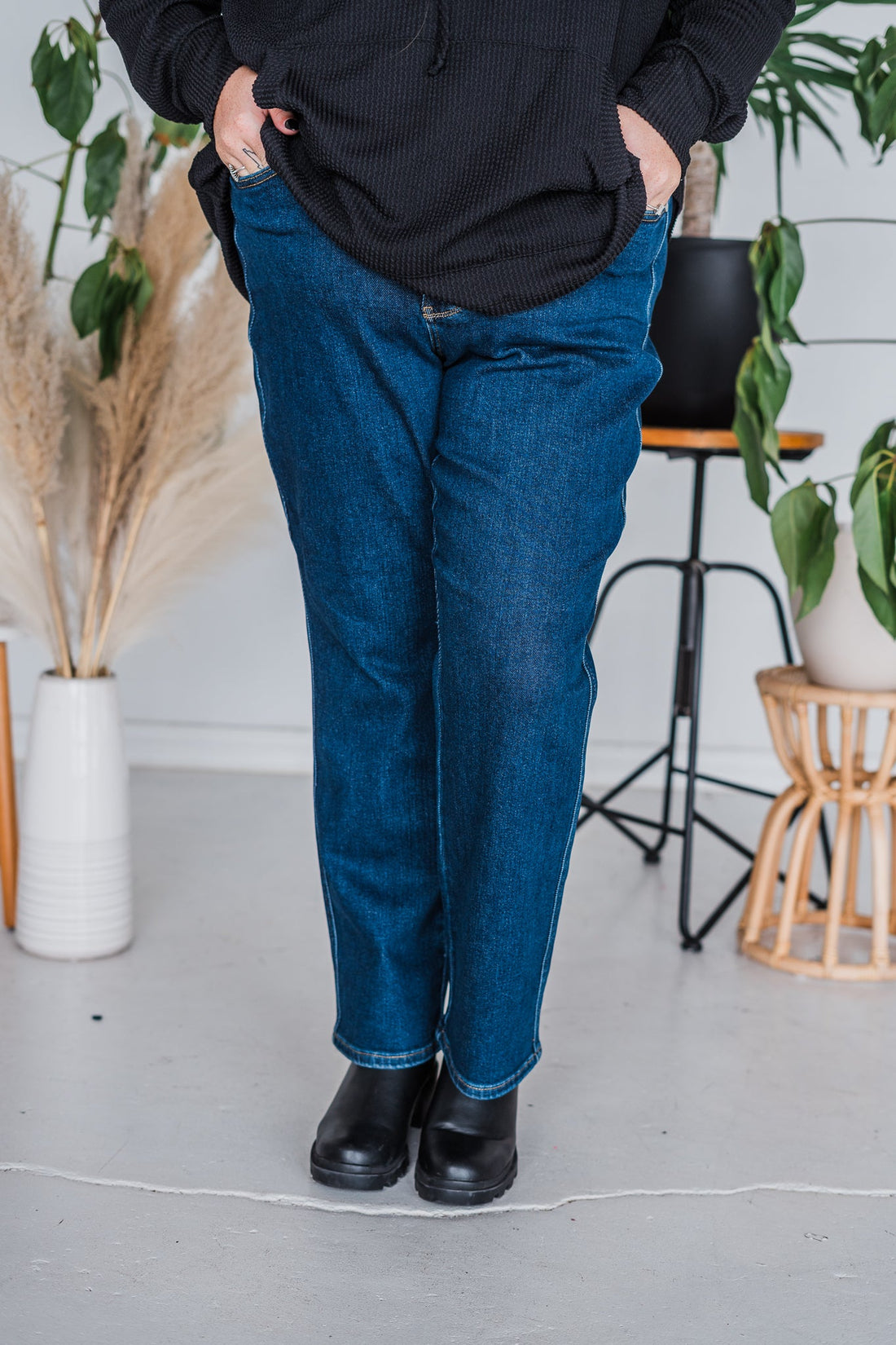 Judy Blue Straight Leg Tummy Control Jeans - Whiskey Skies