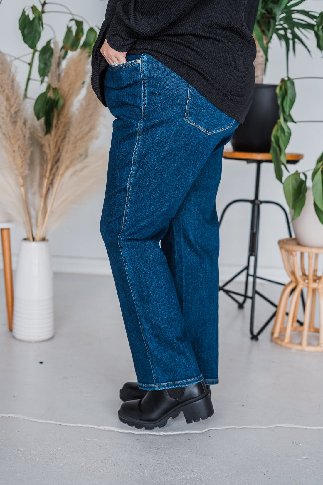 Judy Blue Straight Leg Tummy Control Jeans - Whiskey Skies