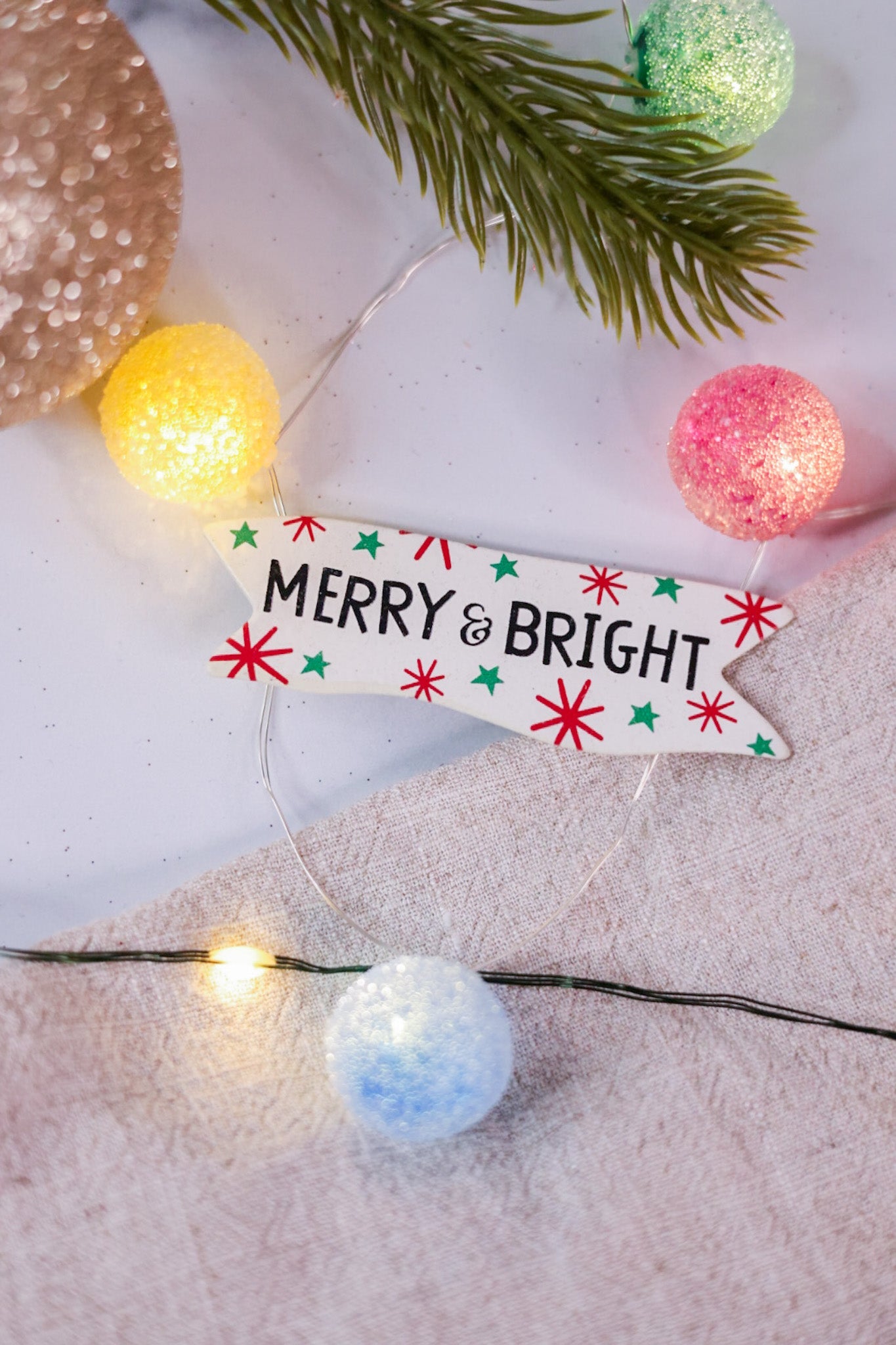 Merry & Bright Magnet - Whiskey Skies