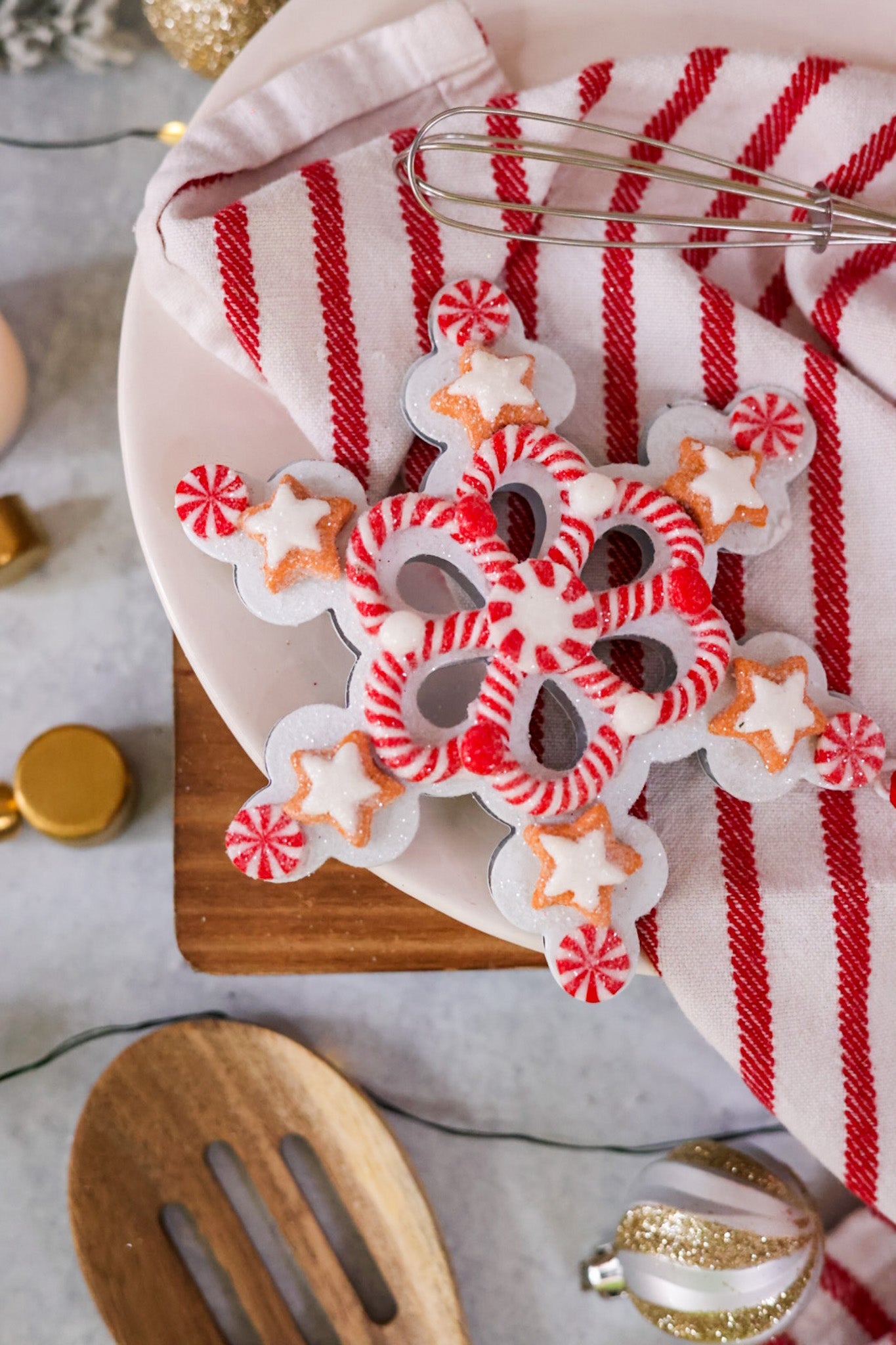 Peppermint Gingerbread Snowflake Ornaments (3 Styles) - Whiskey Skies