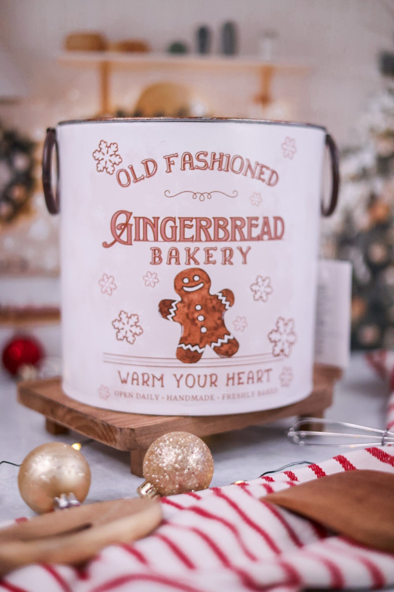 Set Of Two Gingerbread Buckets - Whiskey Skies