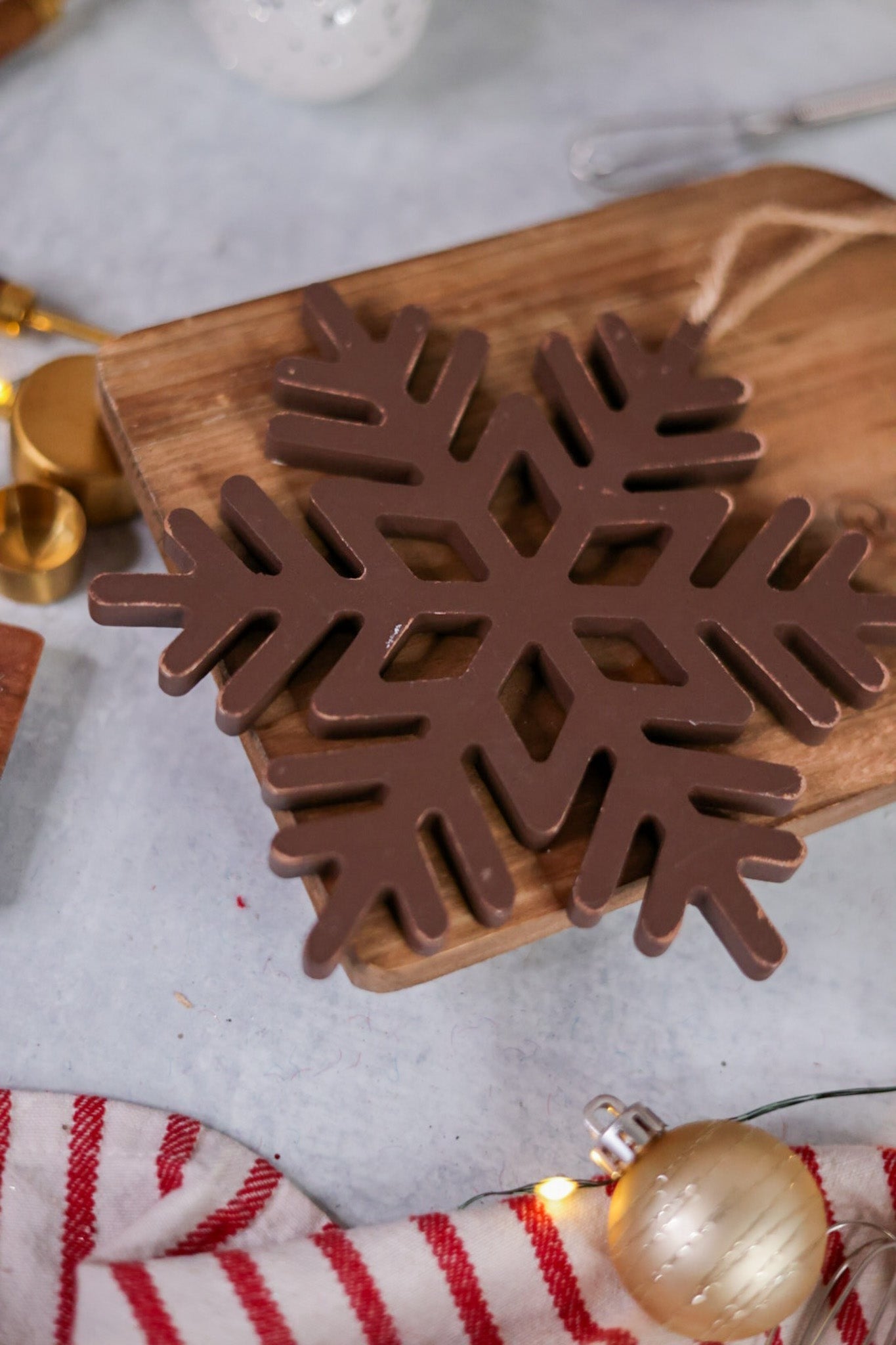 Small Brown Wooden Snowflake W/ Hanging Twine Whiskey Skies